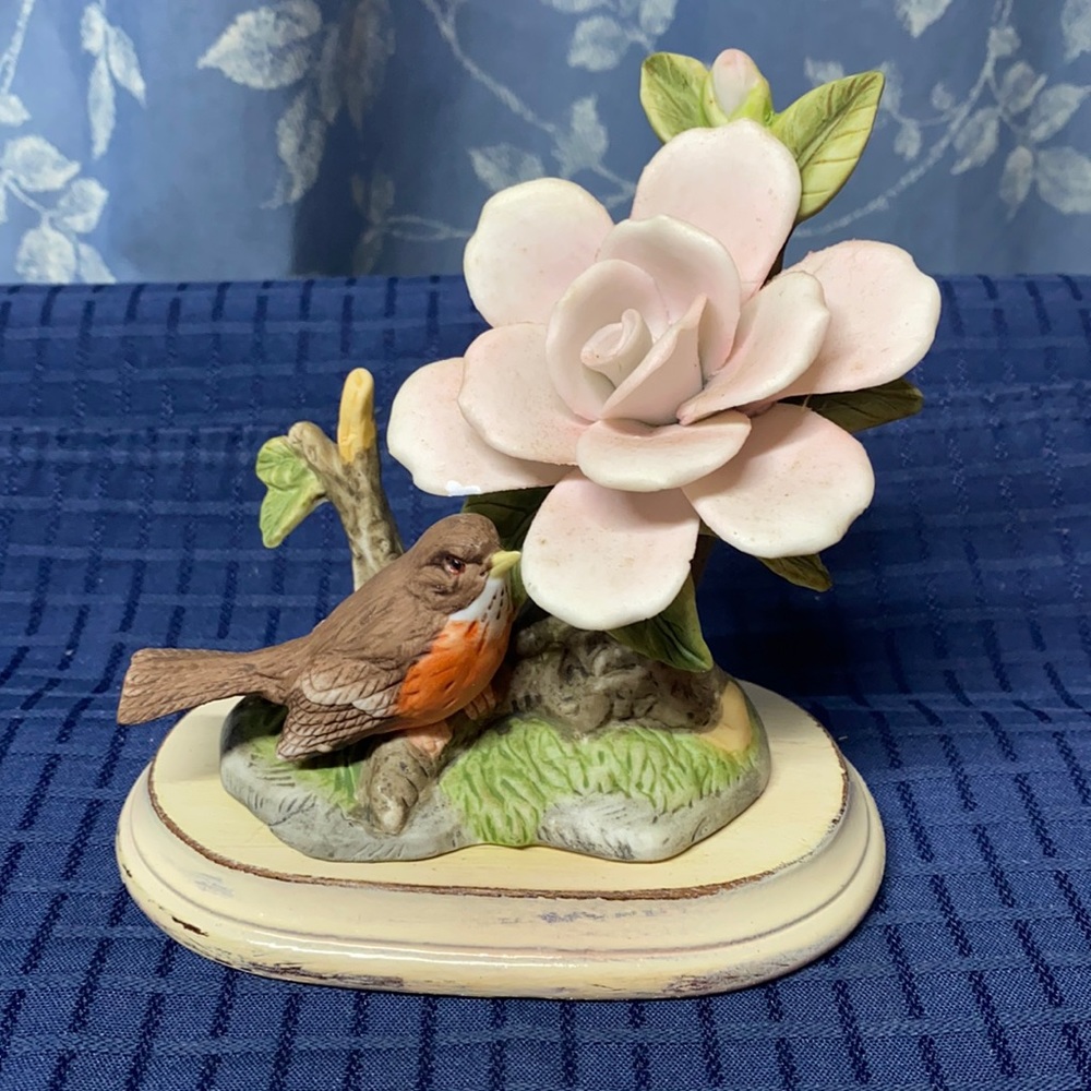 Bird & Magnolia figurine